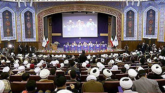 کنگره جهانی جریان های افراطی و تکفیری از دیدگاه علمای اسلام / قم ـ آذرماه 1393 ش