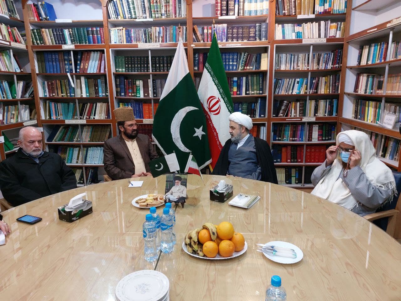 گزارش عملکرد سايت رسمی مجمع جهانی تقریب مذاهب اسلامی از سفر دبیر کل مجمع "دکتر شهریاری" وهیئت همراه به پاکستان