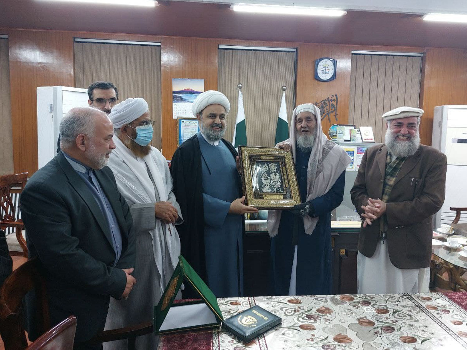 بازدید دبیر کل مجمع جهانی تقریب از جامعه اشرفیه پاکستان