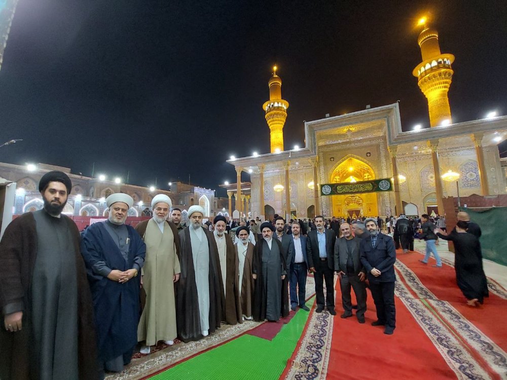 زیارت میهمانان کنفرانس وحدت اسلامی عراق از حرم امامین کاظمین