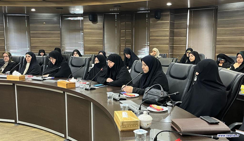 تاکید بر توجه به جایگاه زن و تحکیم بنیان خانواده