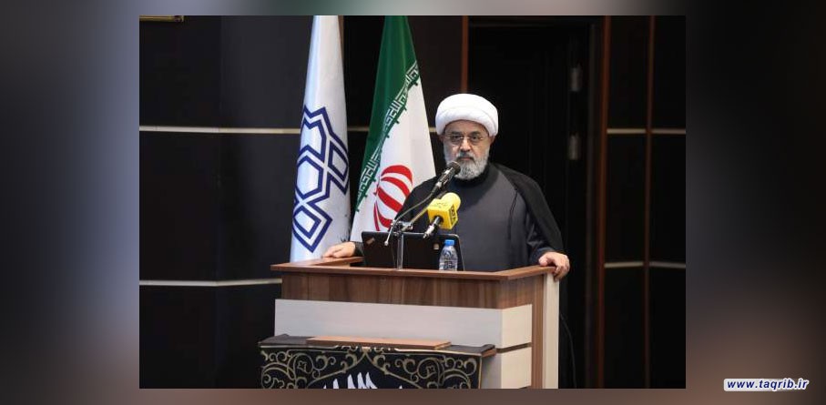 اربعین حسینی را تبدیل به راهپیمایی مستضعفان علیه استکبار جهانی کنیم