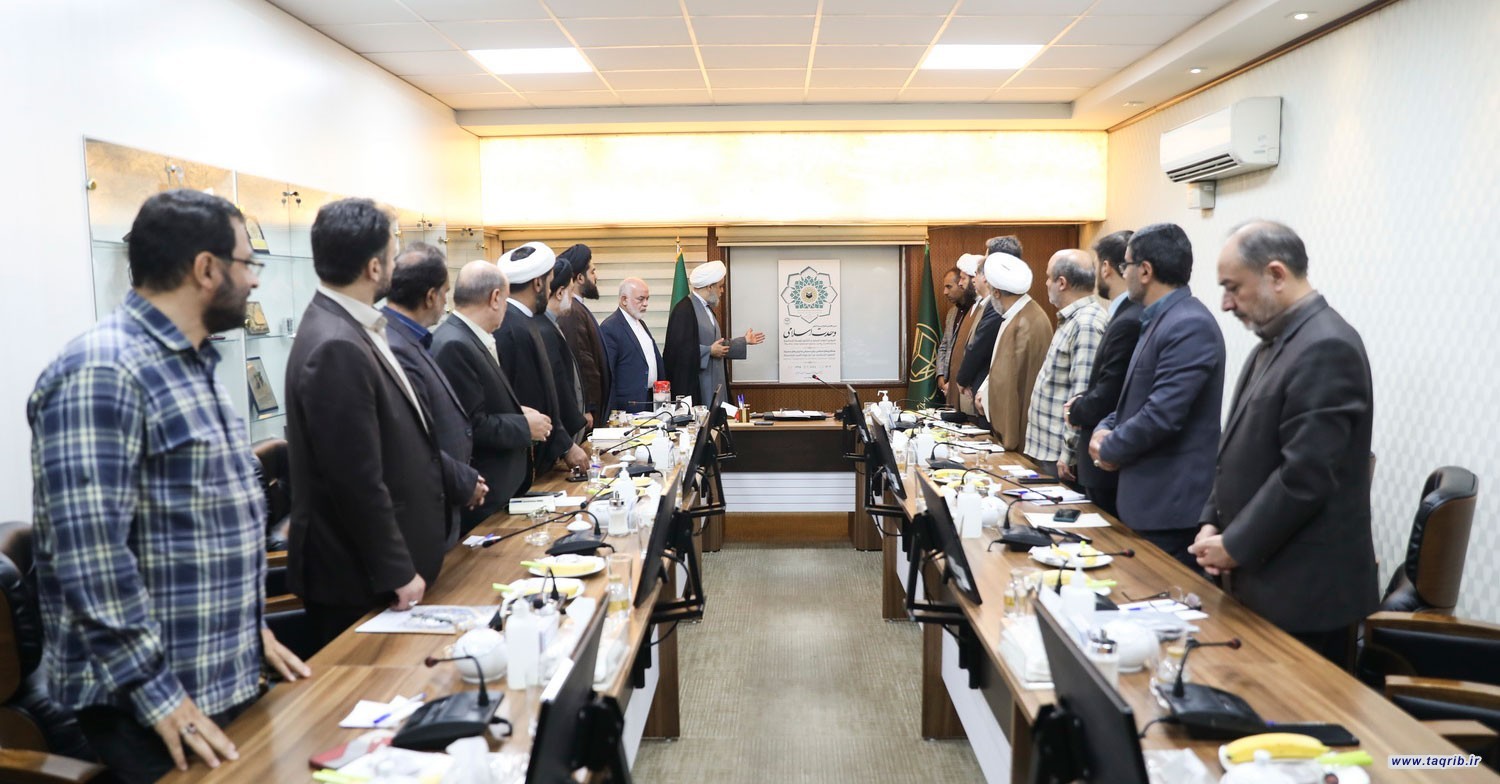 ازاحة الستار عن ملصق المؤتمر الدولي الـ 37 للوحدة الاسلامية