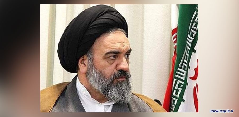 نگاه حضرت امام(ره) در تشکیل انقلاب اسلامی بر مبنای وحدت و تقریب استوار بوده است