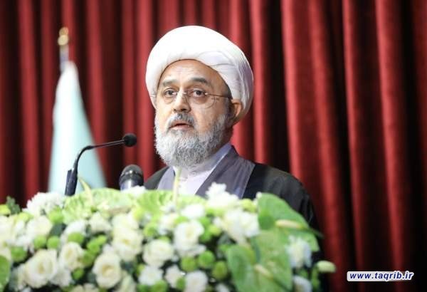 می‌خواهیم ظرفیت‌های دانشگاهیان مسلمان را در میدان جهاد تبیین به خدمت گیریم
