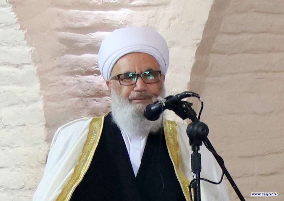وحدت و تقریب بین مسلمین از نفوذ دشمنان اسلام جلوگیری می کند