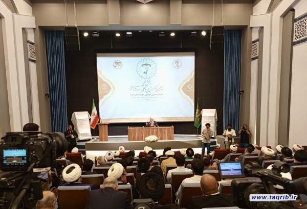 "ما رأيت إلا جميلا" تجسدت في حياة الإمام الخامنئي (رض) واستشهاده
