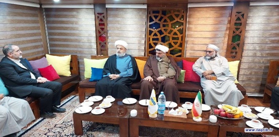 لقاء الأمين العام الدكتور حميد شهرياري والوفد المرافق له مع الرئيس التنفيذي لمنقطة قشم الحرة