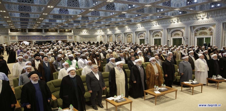 مراسم اختتامیه چهلمین کنفرانس وحدت اسلامی در حرم مطهر رضوی (1)