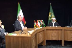 نشست (هفتم) با عنوان "امام خمینی (ره) پیام آور وحدت وهمدلی"